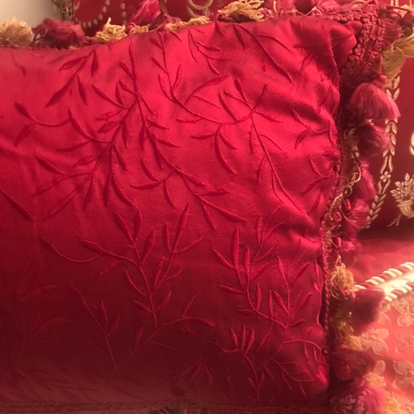 COPY - Croscill Classic comforter set - Picture 5 of 7